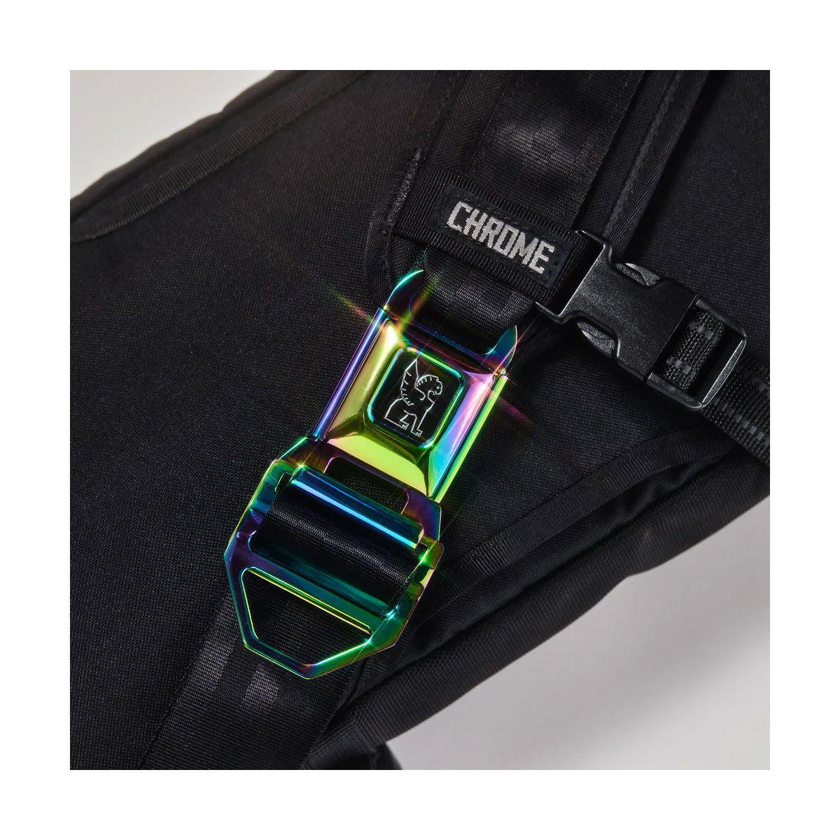 Chrome Industries: Seatbelt Buckle LG (2") : Rainbow