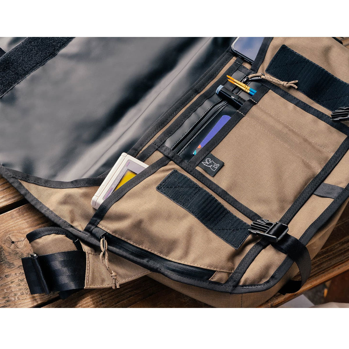 Buran III by Chrome Industries | The Bag Creature