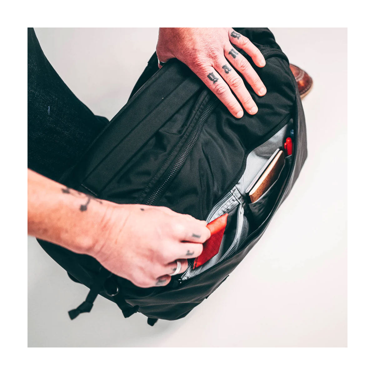 Civic Panel Loader 24L CPL24 by EVERGOODS | The Bag Creature