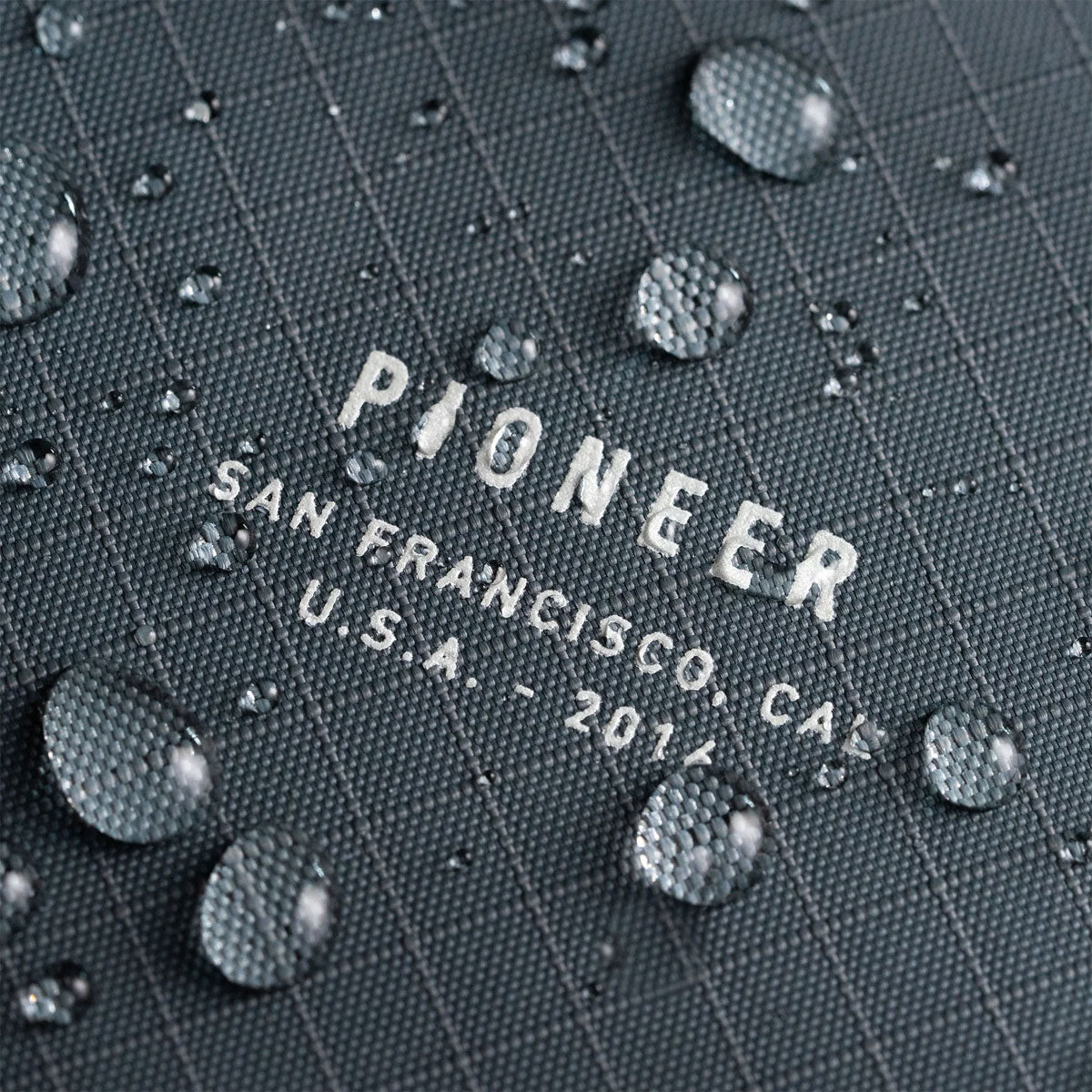 [PO] Pioneer Carry : Division Billfold : Navy